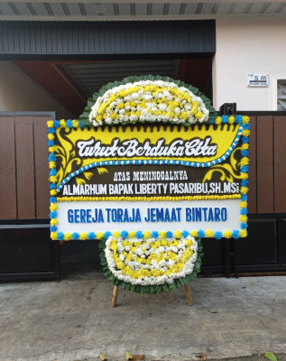 Papan Bunga Duka di Kuanino