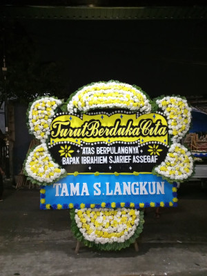 Papan Bunga Duka di Kuanino