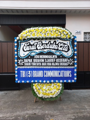 Papan Bunga Duka di Kuanino